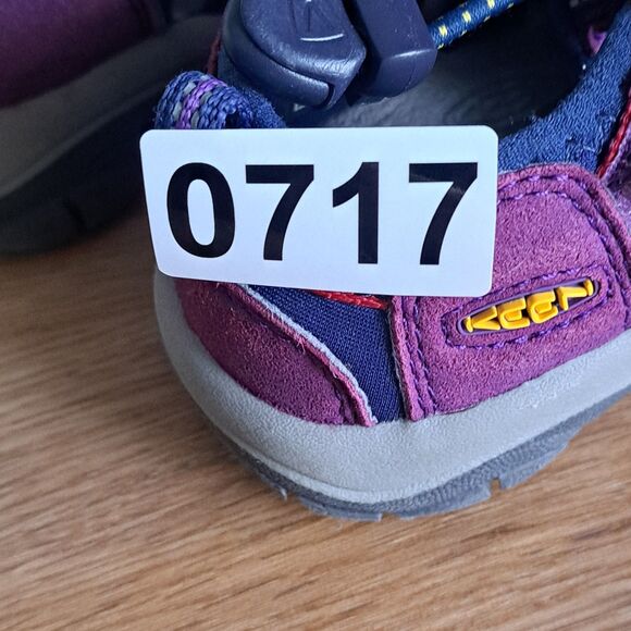 Keen Kids Toddler 8 Newport H2 Rainbow Sandals Waterproof Outdoor Pride Stripe - Picture 9 of 9